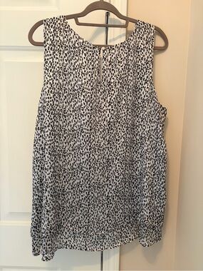 Apt. 9 Black & White Sleeveless Leopard Print Blouse